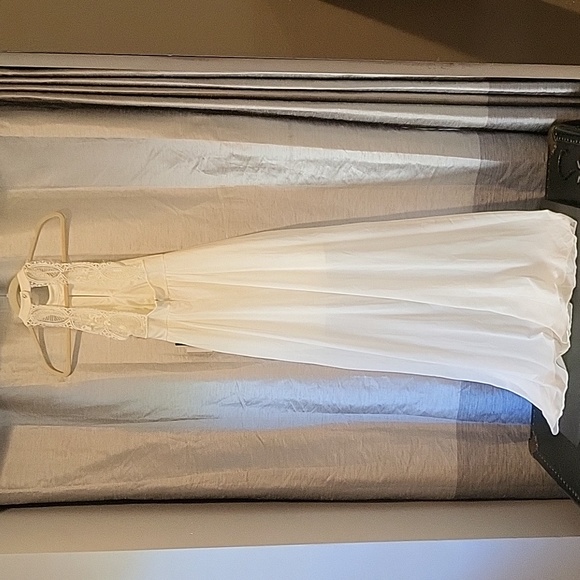 Lulu's Maxi Wedding Dress - Picture 4 of 16